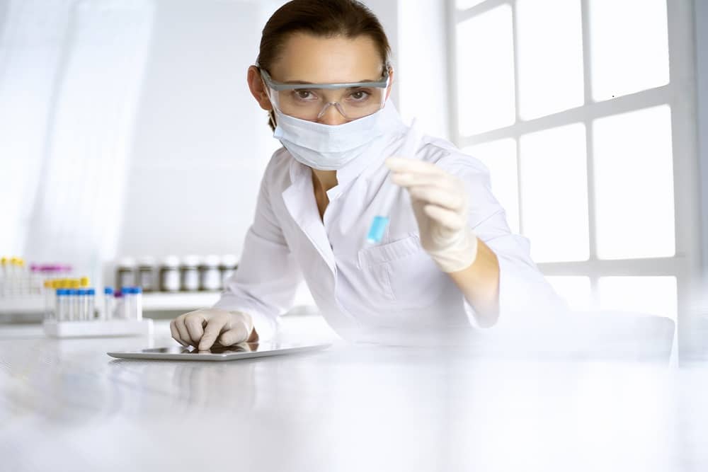 What Does Oakmoss Smell Like? Grooming Wise