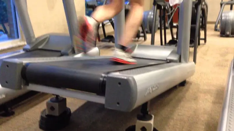 Treadmill With Downhill 1