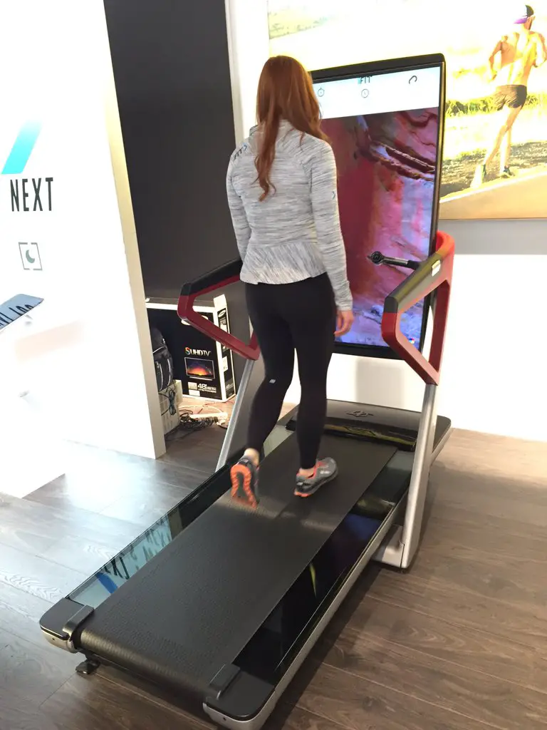 5 Best Non-Commercial Treadmill With Tv Connection 1