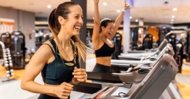 How to Make Running on a Treadmill Fun 3