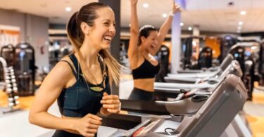 How to Make Running on a Treadmill Fun 2