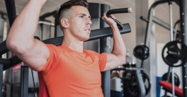 Best Shoulder Machines at the Gym 1