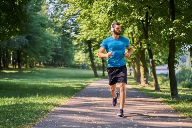 Exercise Machine That Simulates Running