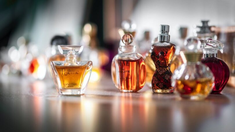 Top 10 Best Perfumes under 1500: Smell like a Million Bucks! 1