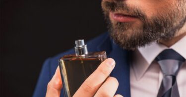 Discover the Ultimate Men's Best Perfume in Pakistan: Top Picks 3