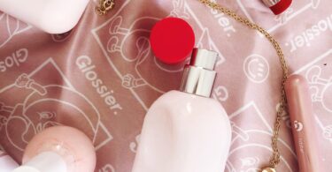 Discover the Ultimate List of Best Perfumes Like Glossier You 3
