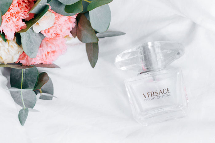 How Do You Know If Versace Perfume is Real: Expert Tips 1