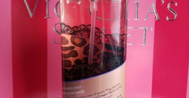 Top 5 Victoria Secret Body Mist: Indulge in These Irresistible Scents. 2