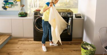 Say Goodbye to Stinky Smells: Best Way to Remove Odor from Front Load Washer 3