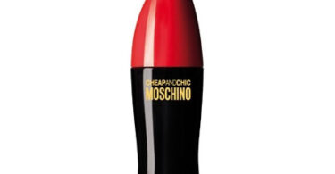 Smell Sweet Without Breaking The Bank: Moschino Perfume Cheap And Chic Petals 1