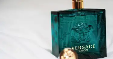 Top 10 Best Perfumes for Men under 700: Smell Good on a Budget 3