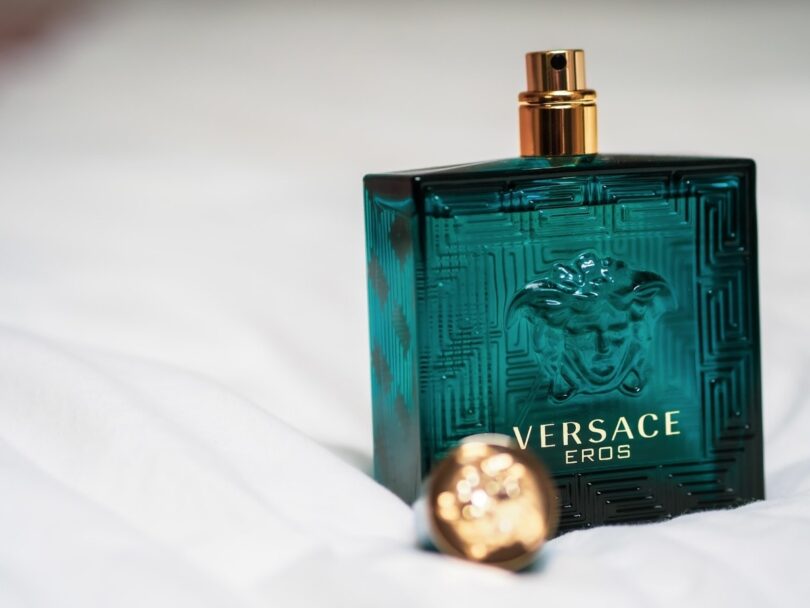 Top 10 Best Perfumes for Men under 700: Smell Good on a Budget 1