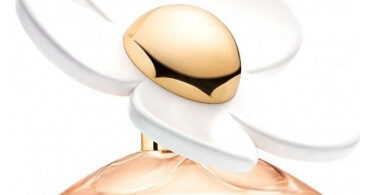 Marc Jacobs Daisy Vs Dot: Battle of the Iconic Fragrances. 3