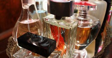 How to Pack Perfume for Moving