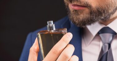 What Does Men'S Cologne Smell Like