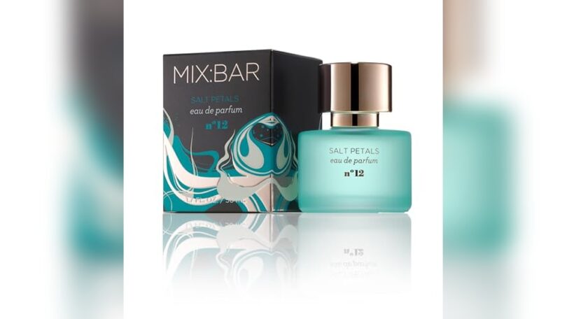 Can I Mix 2 Perfumes? Tips with MIX:BAR Salt Petals EDP Spray