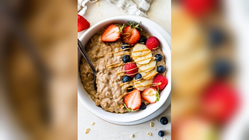 Can I Mix Protein Powder into Oatmeal