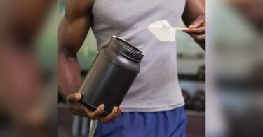 Will Expired Protein Powder Hurt You