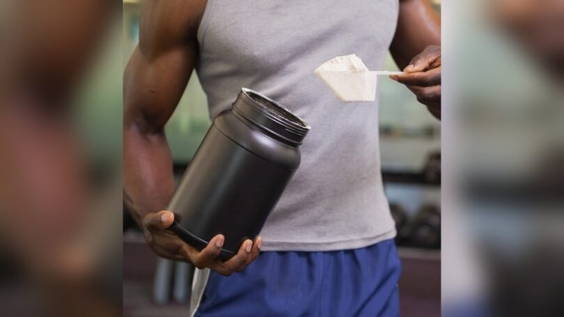 Will Expired Protein Powder Hurt You